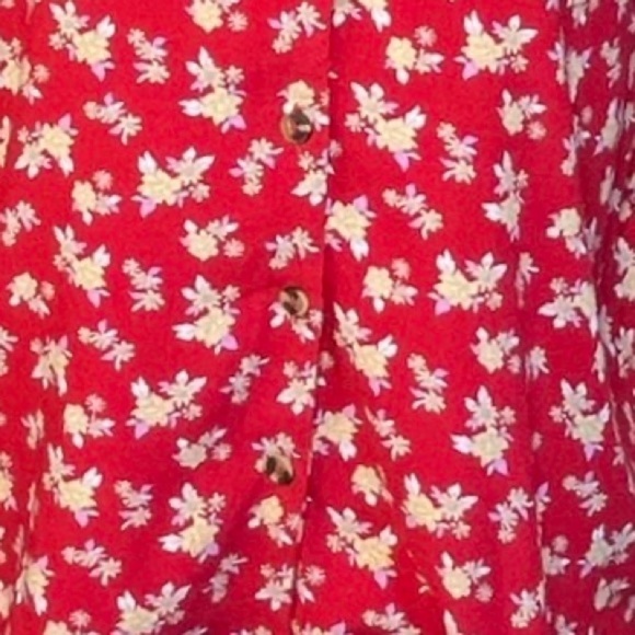 🎁3 for $30 Aeropostale Red Floral Tie Front Button Down Shirt Size - Picture 6 of 8